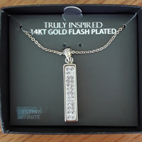 NWOT Crystal and Gold Infinite Destiny 18" Necklac - Picture 7 of 8